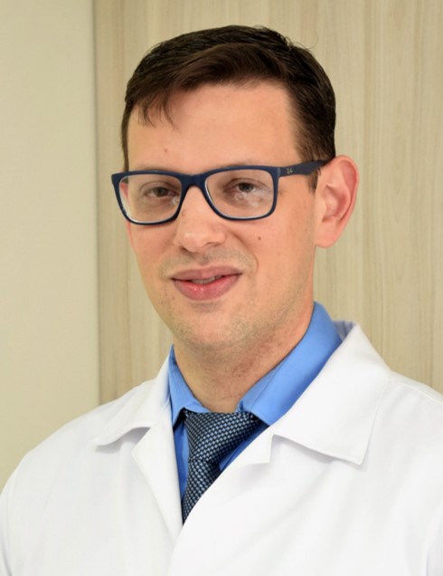 Dr. Sebastião Conrado Neto, otorrinolaringologista