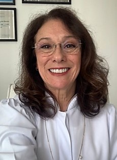Dra. Esther Bianchini